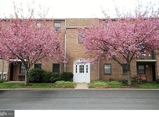 127 Woodstream Dr #4, Norristown, PA