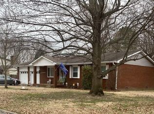 107 Charles Dr, Sikeston, MO 63801