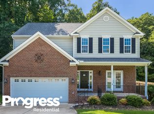 6433 Willowlawn Dr, Wake Forest, NC 27587