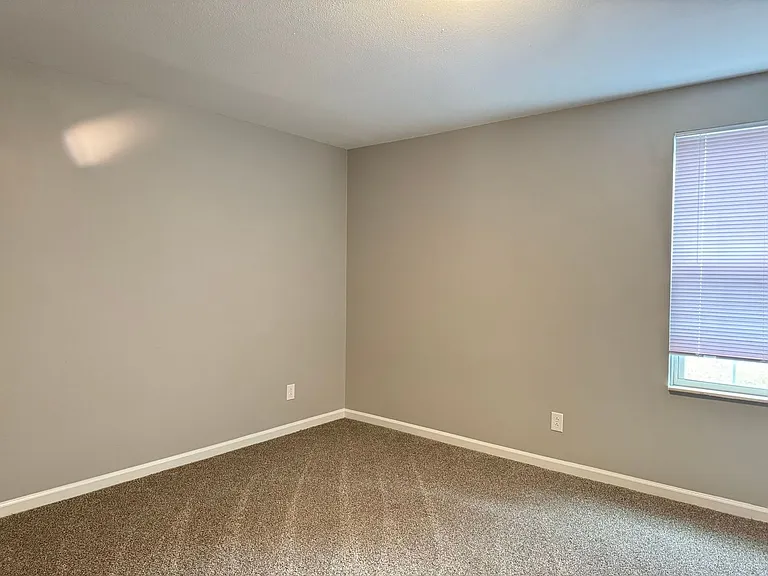 1510 W Knollwood Cir — Photo 10