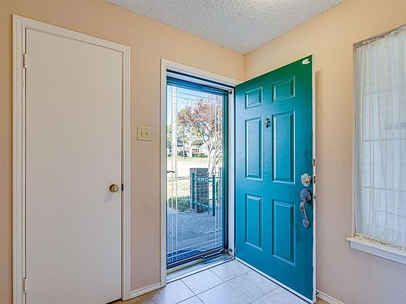 5th image of 720 Creekwood Ct
