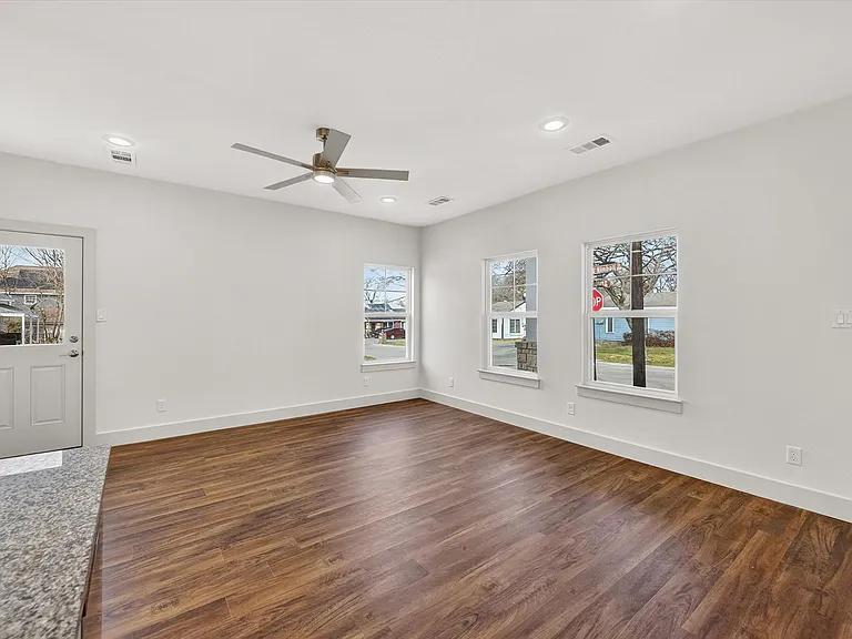 500 E Kimball St #2 — Photo 9