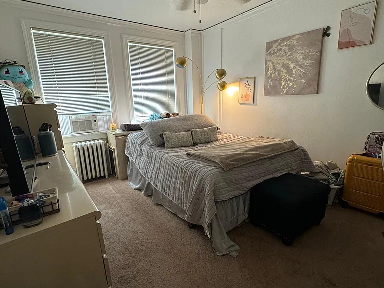 5615 Phillips Ave #F — Photo 7