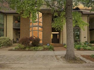 1213 Botetourt Gdns, Norfolk, VA 23517