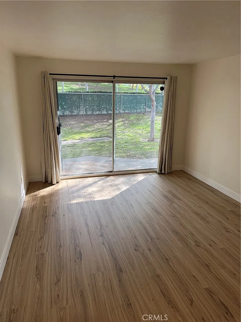 3 bed, 1368 sqft, $4,000 — Photo 4