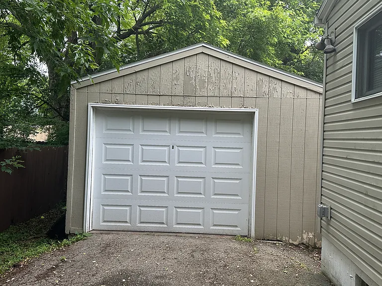 3319 Lotheville Rd — Photo 13