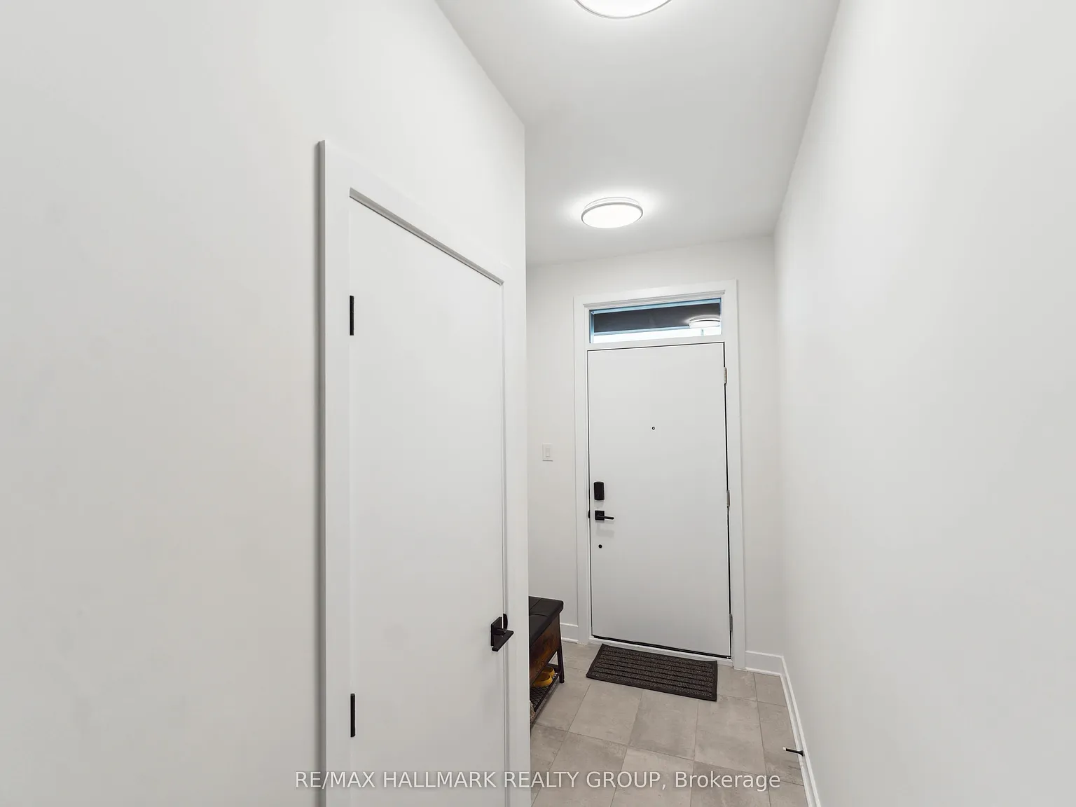 2 bed, $2,600 — Photo 3