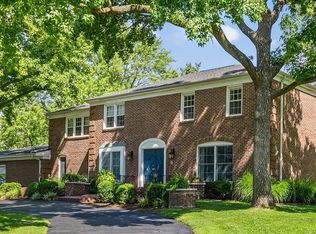 9817 Countryshire Pl, Saint Louis, MO 63141