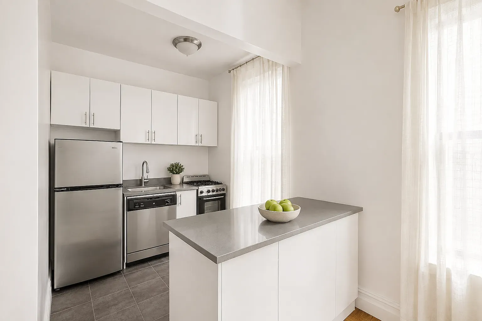 154 West 70th Street — Photo 3