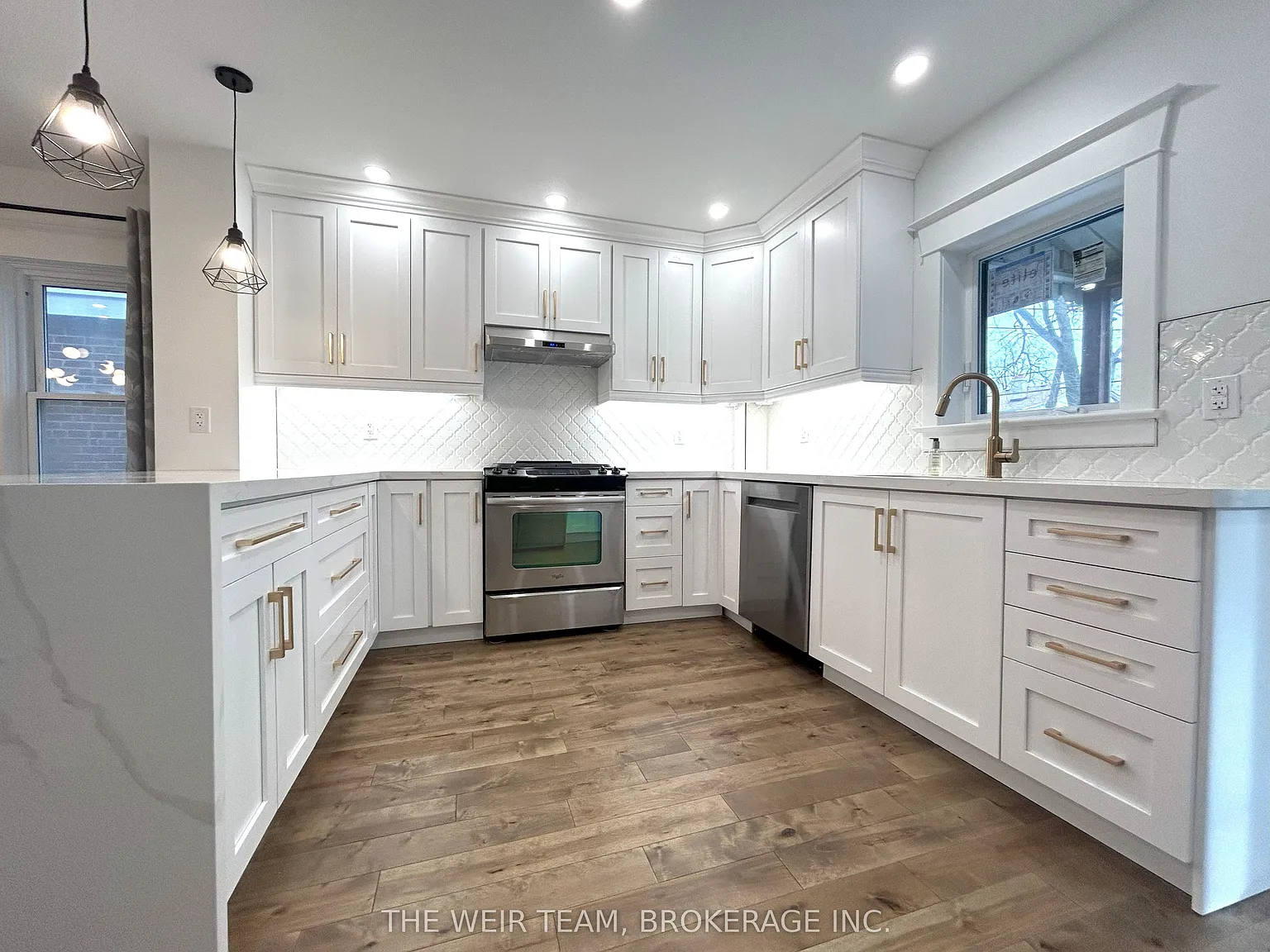 4 bed, $5,200 — Photo 2