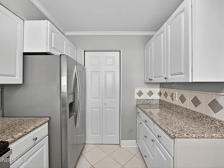 1301 1st St S #903 — Photo 18