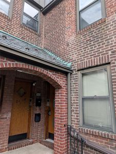 21-16 77 Street 2nd Floor, East Elmhurst, NY, 11370