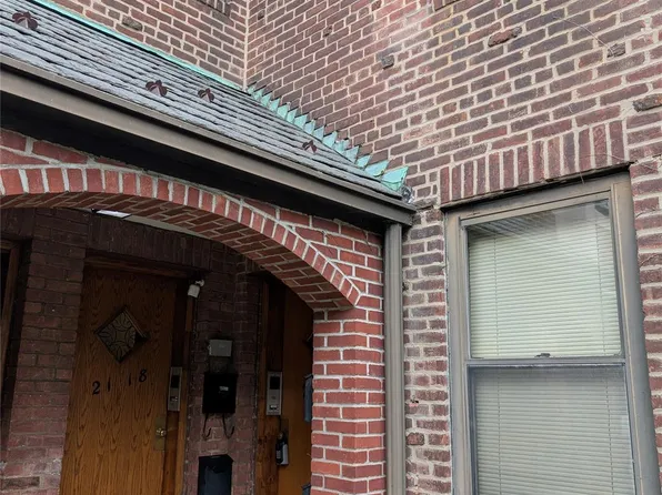 21-16 77 Street 2nd Floor, Astoria, NY 11370