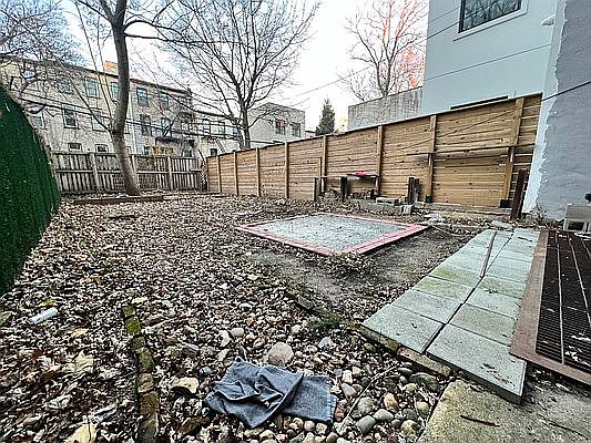 3rd image of 571 Gates Ave #1R