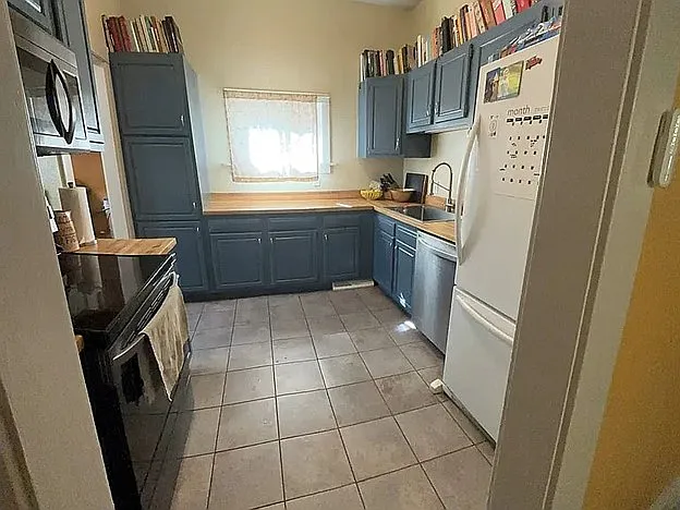 4478 N Stuart St — Photo 6