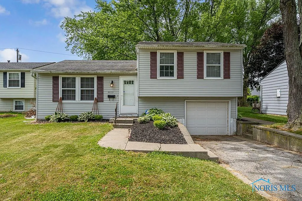 4423 Cape Ln photo 1