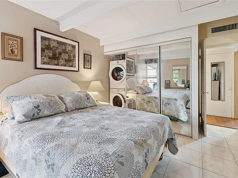 3821 Club Cir — Photo 10