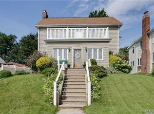 3560 170th St, Flushing, NY 11358