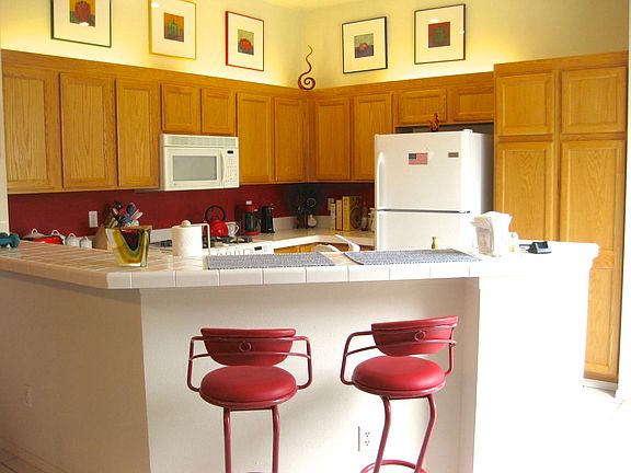 2nd image of 6395 NE Rosebay Dr