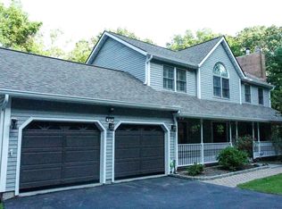 625 Lakeview Rd, Orange, CT 06477