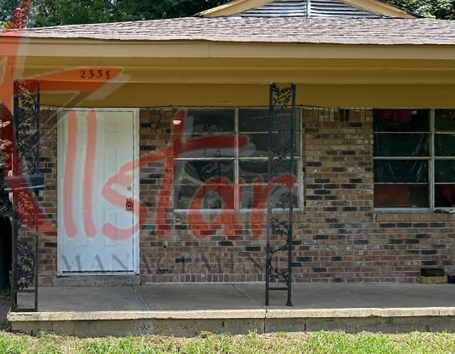 2336 Norman Ave
