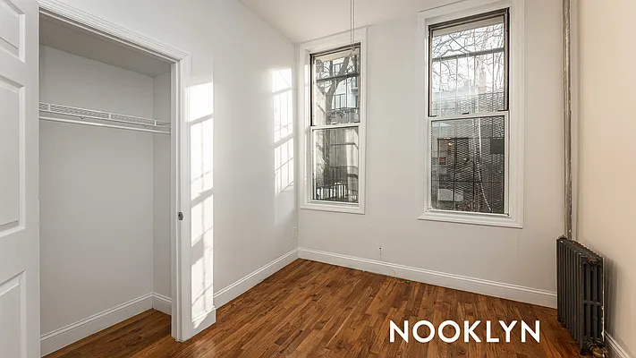 Rented by Nooklyn NYC LLC | media 21
