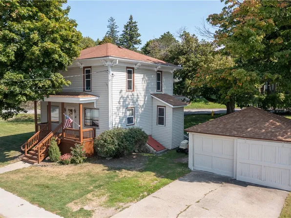 41 Commercial St, Livonia, NY 14487