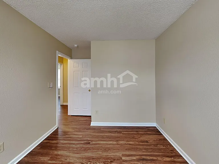 9017 Stonewall Dr — Photo 20