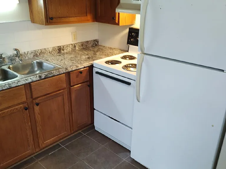 2509 Lincoln Way E #A — Photo 2