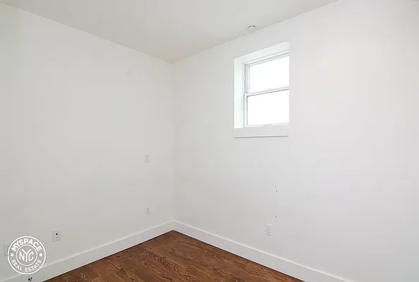 Rented by MySpaceNYC | media 31