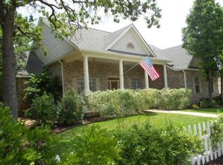2219 Hedgestone, Fredericksburg, TX 78624