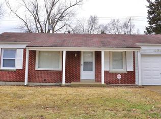 1720 Atmore Dr, Saint Louis, MO 63136