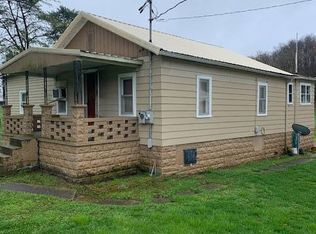 6842 Silverpoint Rd, Cannelton, IN 47520