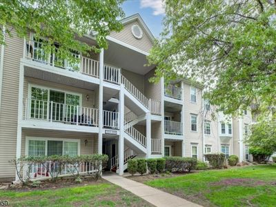 225 Larch Ln, Mahwah, NJ, 07430
