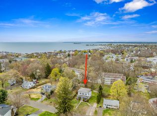 571 Pond Point Ave, Milford, CT 06460