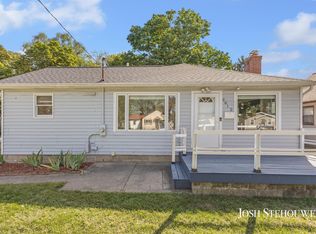 2812 Longstreet Ave SW, Wyoming, MI 49509