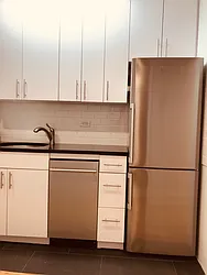 Rented by Metropolis Real Estate of Manhattan