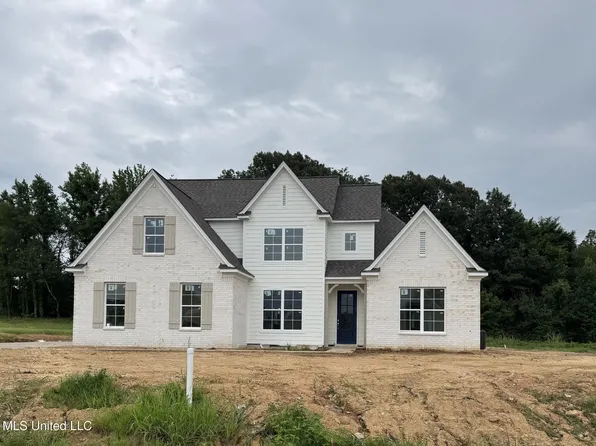 7398 Newbury Dr, Olive Branch, MS 38654