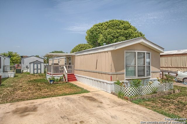 1st image of 2149 Oleander Dr