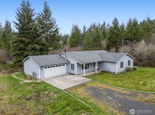 891 Logan Hill Rd, Chehalis, WA 98532