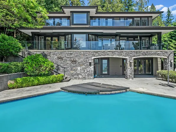 4668 Clovelly Walk, West Vancouver, BC V7W 1H5