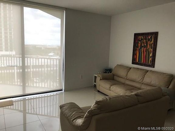 2nd image of 5300 Paseo Dr #503