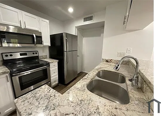 30 E Brown Rd #2080