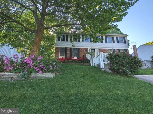 7807 Roundabout Way, Springfield, VA 22153