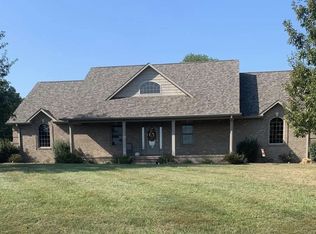 50 Edgewood Dr, Campbellsville, KY 42718