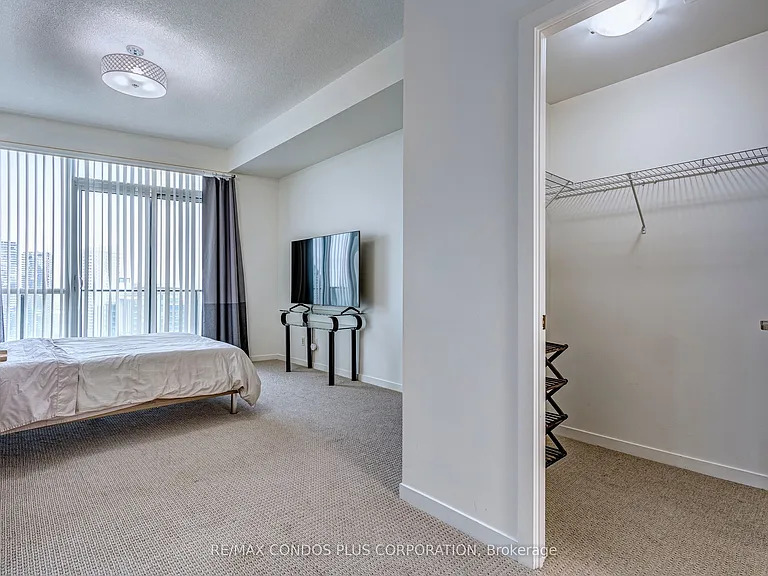 65 Bremner Blvd #5303 — Photo 16
