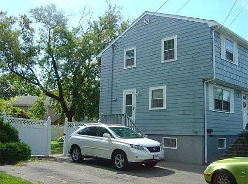 2nd image of 51 Elmwood Ave