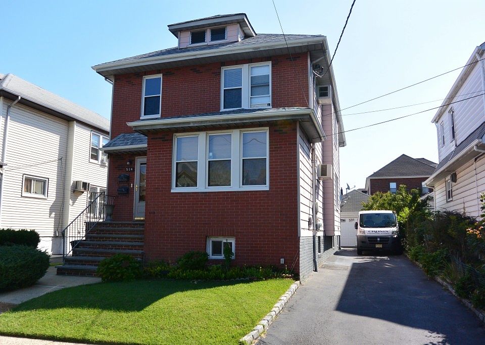 2nd image of 504 Olympia Ave