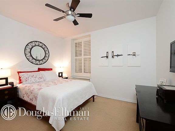 3rd image of 214 Riverside Dr APT 202/203