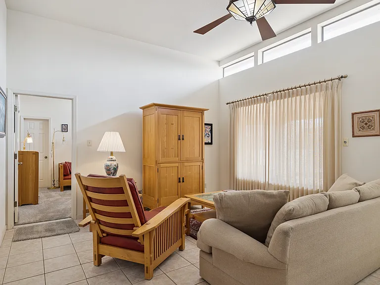 11103 W Caron Ct — Photo 9